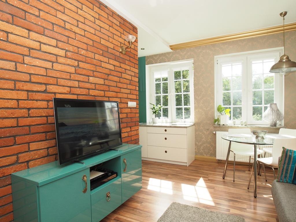 Grand-Tourist Trident Apartments กดัญสก์ ภายนอก รูปภาพ
